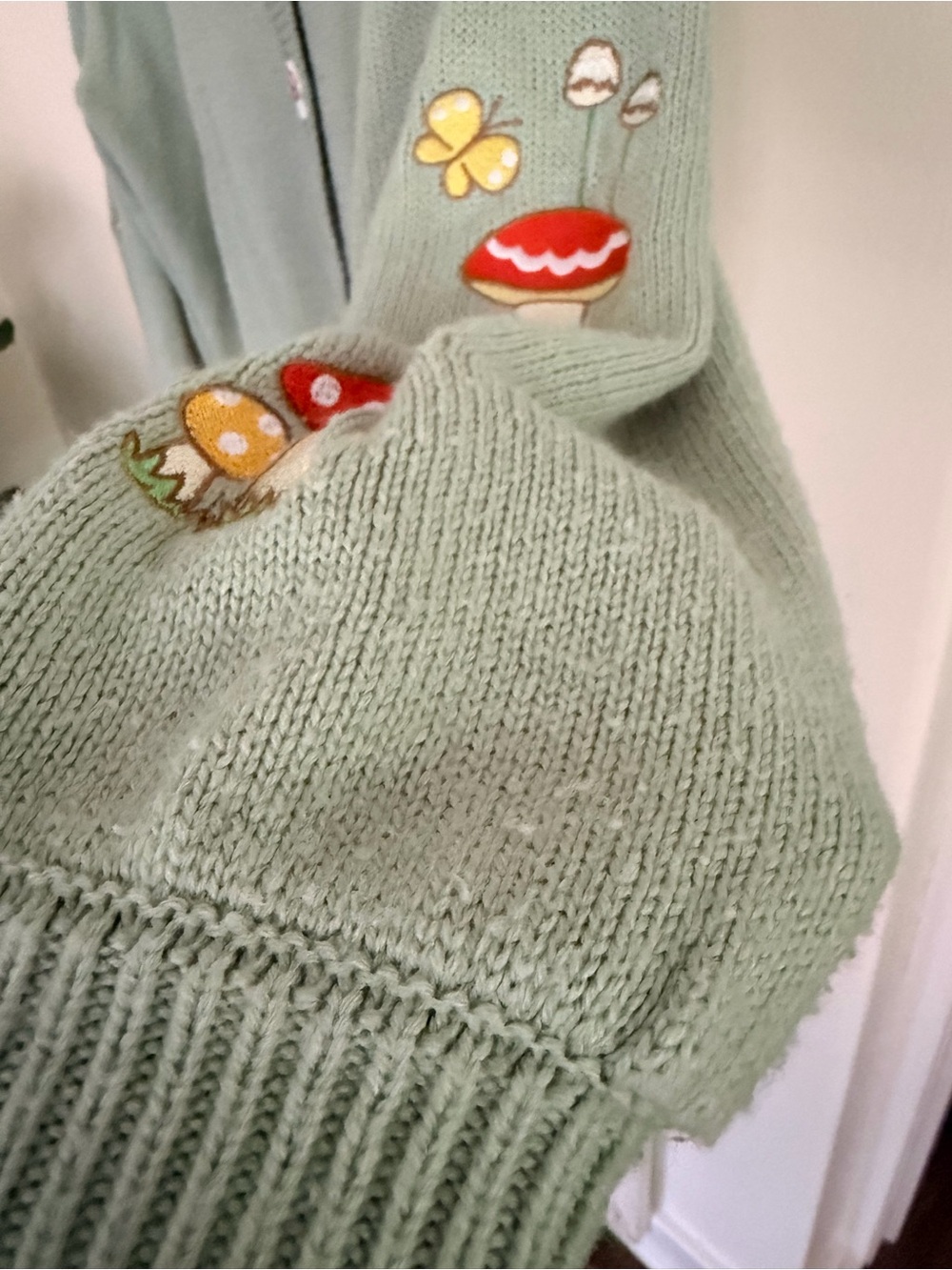 Hello Kitty Mint Green Mushroom-Embroidered V-Neck Cardigan Size Medium - Picture 10 of 12